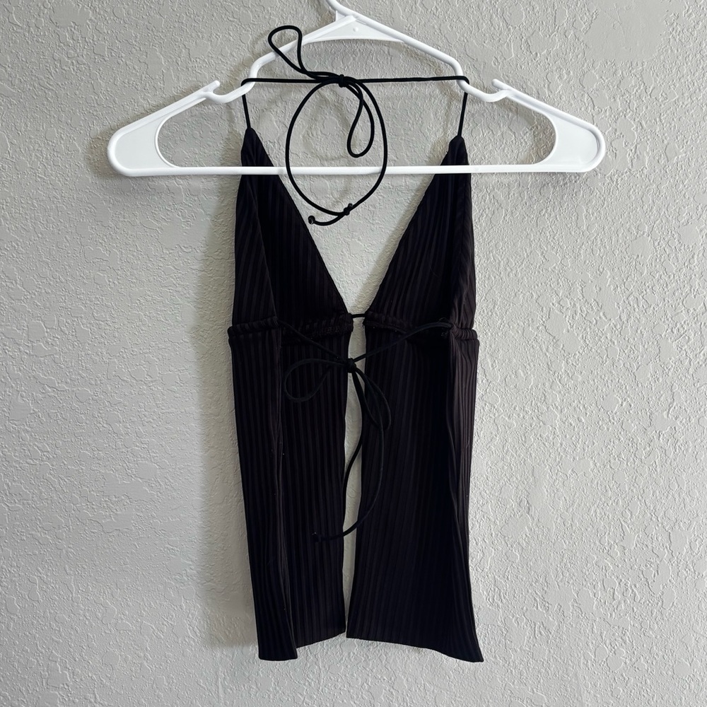 Black Ribbed Halter Crop Top - Picture 2 of 2